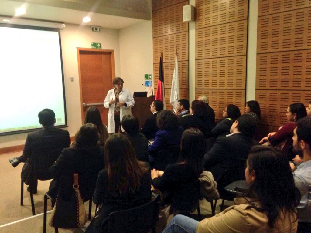 SSBiobio's tweet photo. Firma Plan de Prevención de riesgo de ACHS - SSBiobío 2016 https://t.co/XuLkXv2kx1