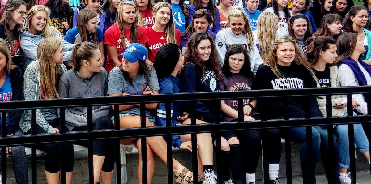 Getting ready for senior class pic <a href="/ErinStein13/">Erin Stein</a> noted that the sun made an appearance just as all were gathered! :)