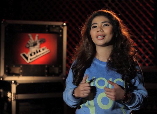TheVoiceGTV's tweet photo. "Ternyata coach Kaka @fishGOD sependapat dgn 2 coach yg lain untuk memilih aku" Aline #TheVoiceEps15 ✌ https://t.co/bP9qHR2tq7