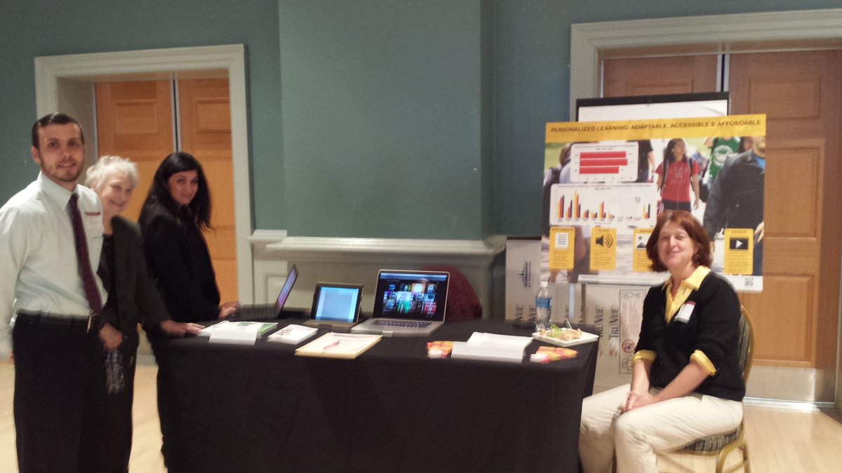 Academic Technology (@ati_umd) on Twitter photo So many great posters! #itl_umd So many great posters! #itl_umd