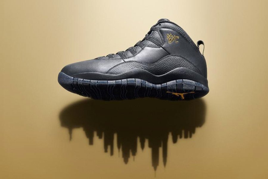 lsdls's tweet photo. La Air Jordan 10 Retro "NYC" sera disponible plus largement ce samedi. Tous les détails: https://t.co/RTDicZPUkQ https://t.co/W9L9zBt4A4