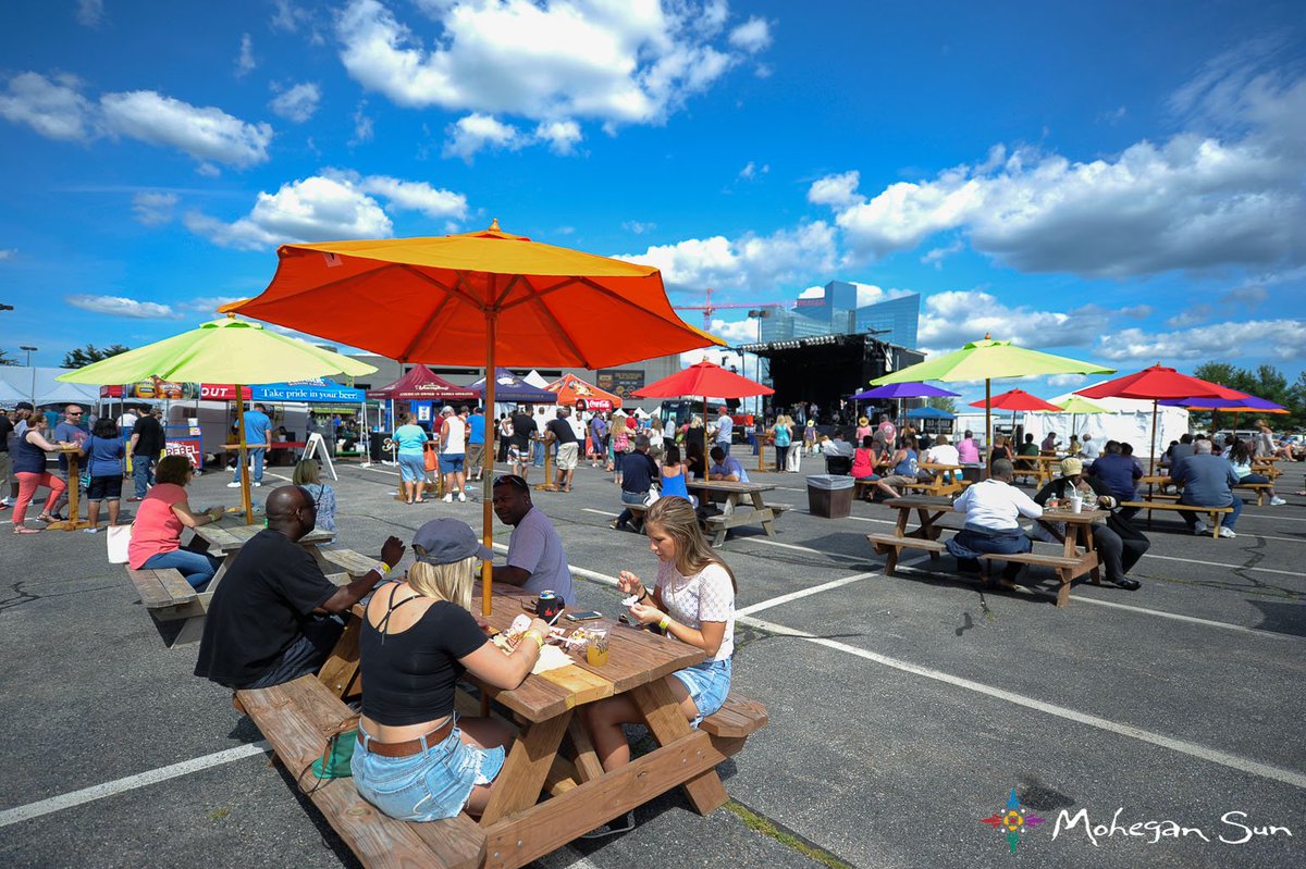 MoheganSun's tweet photo. #SunBBQFest returns 6/11 &amp; 6/12! Try the best BBQ around with music, beer, fireworks &amp; more! https://t.co/317S9iDp6Y https://t.co/M85TCJbHUs