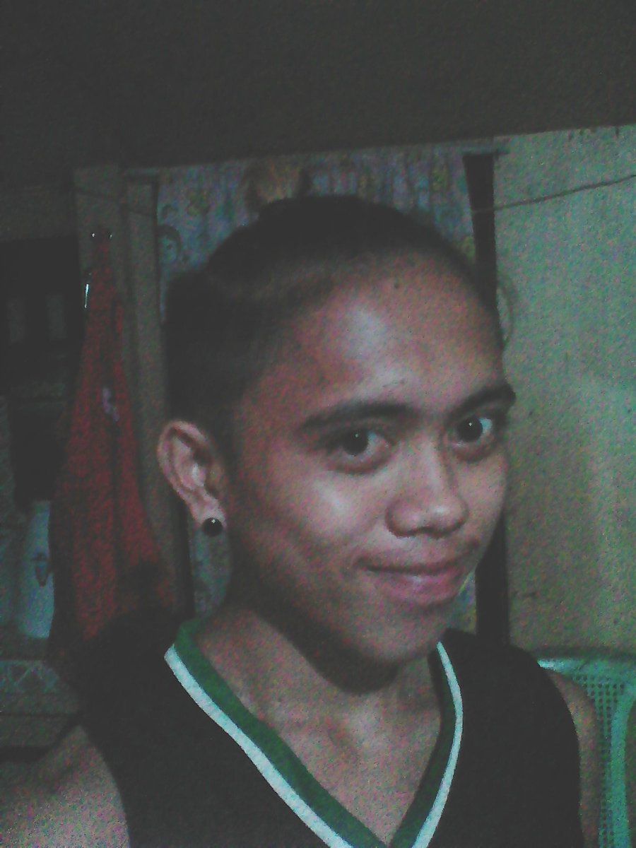 rodeljake5's tweet photo. Me :) selfie :p https://t.co/pVprnBkzbp