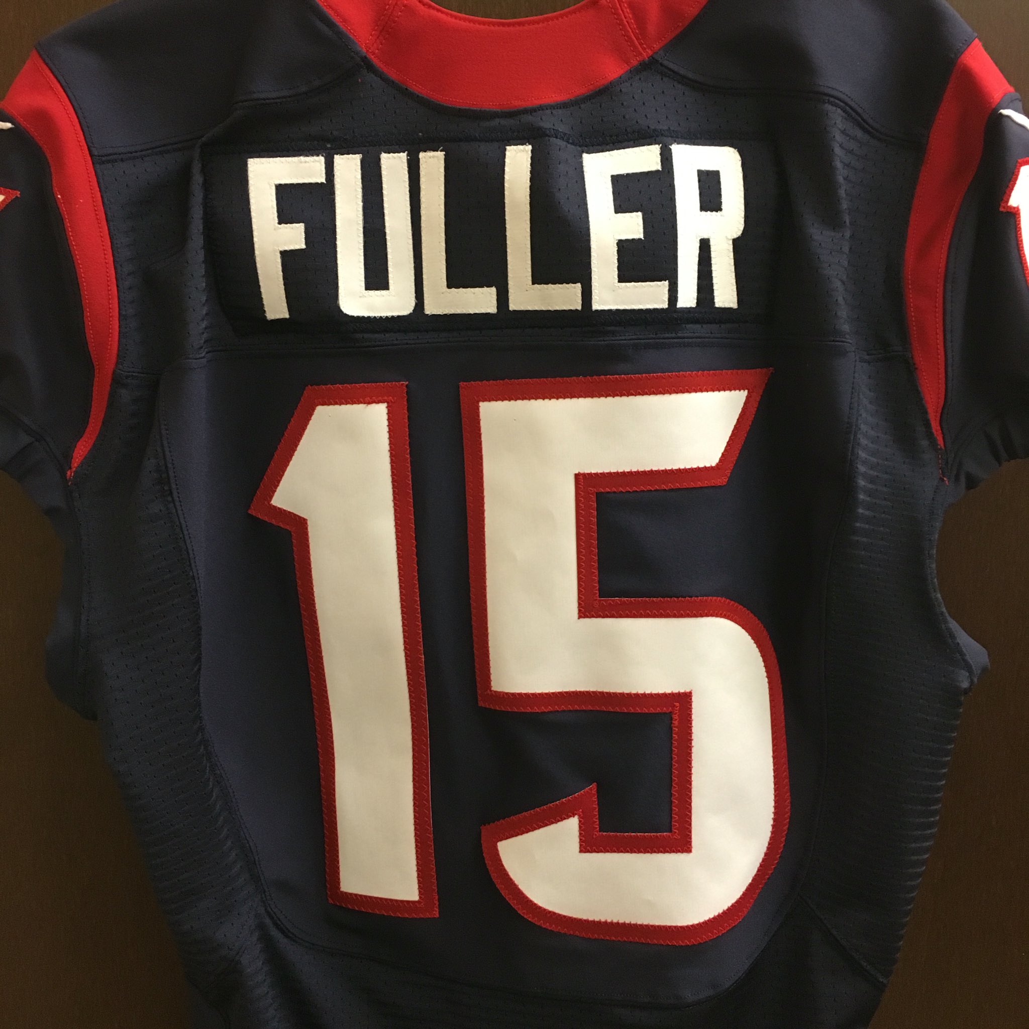 ChOdohYUkAAgHlw.jpg:large