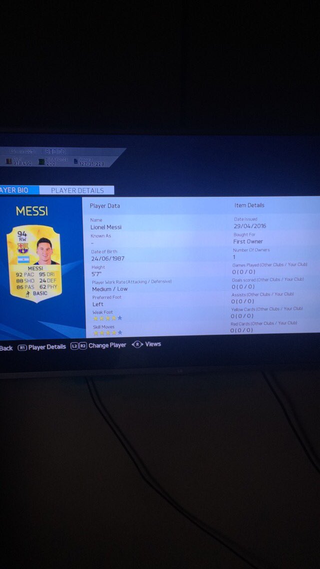 ste_flanagan10's tweet photo. When you pack #Messi in your first pack of team of the season!!!😍@EASPORTSFIFA https://t.co/YBtR0xFuUC