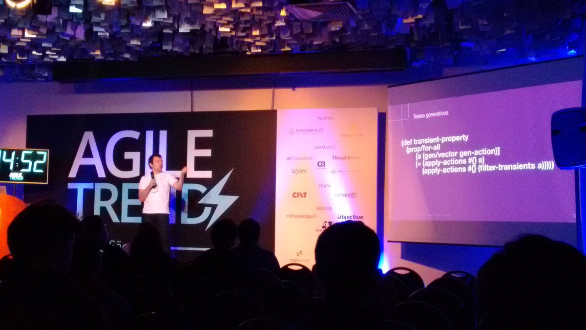 justdigital's tweet photo. Talks sobre Modelo Híbrido com Vitor Massari e Teste Generativos com @luiz_hespanha agora :) #supertrends2016 https://t.co/Yrfh7YnQqV