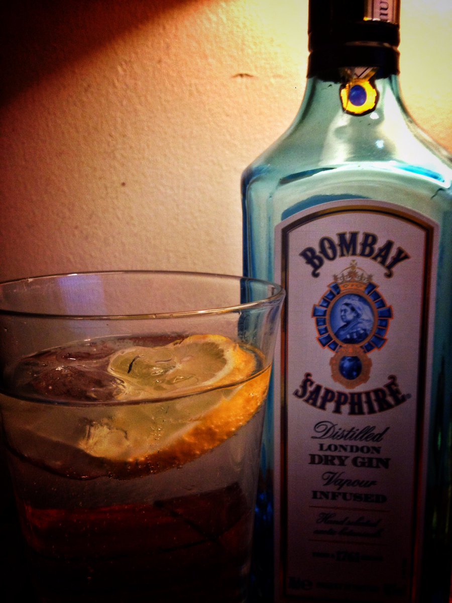 Gin time. And no,I won't share 😱😉😝