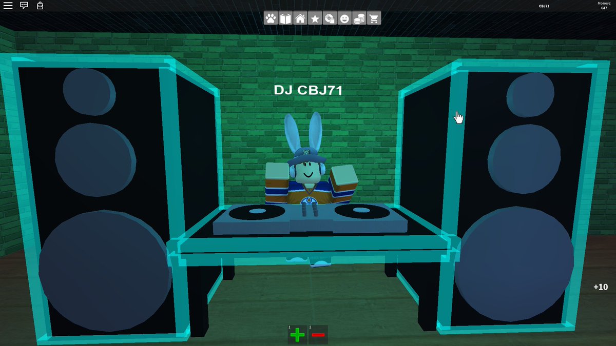 Roblox On Twitter Happy Internationaldanceday Post Pics Of Your Roblox Character Busting A Move Let S Have A Dance Party - how to use dj from roblox pizza