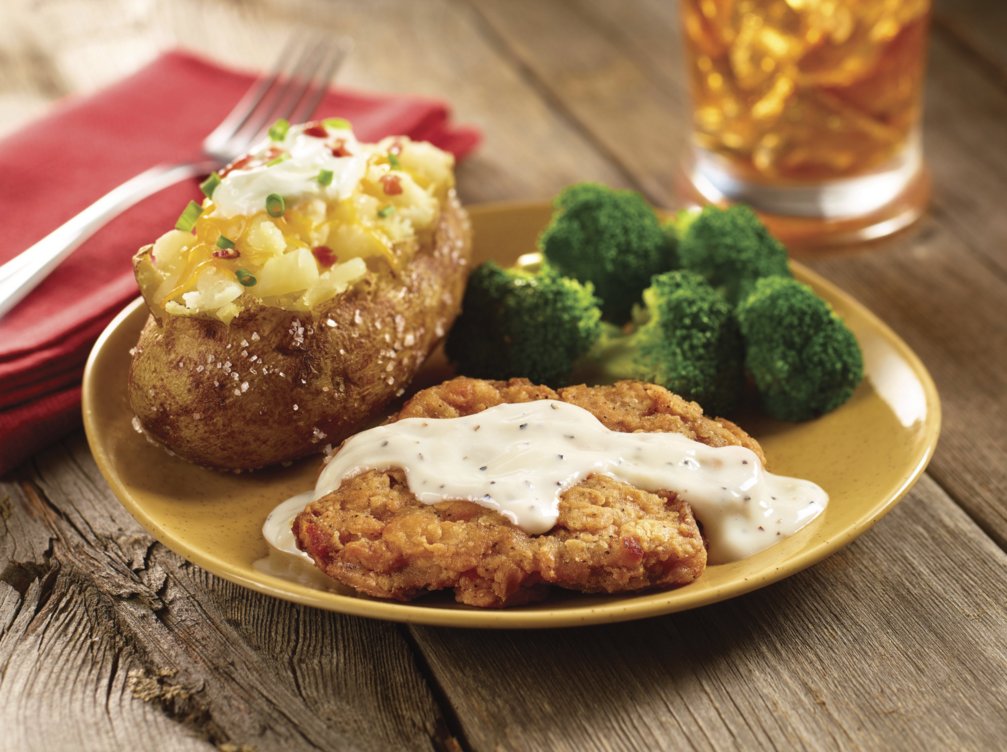 RyansRestaurant's tweet photo. Our country fried steak is cooked to perfection - crispy on the outside, juicy on the inside! https://t.co/fDcH5qgUey