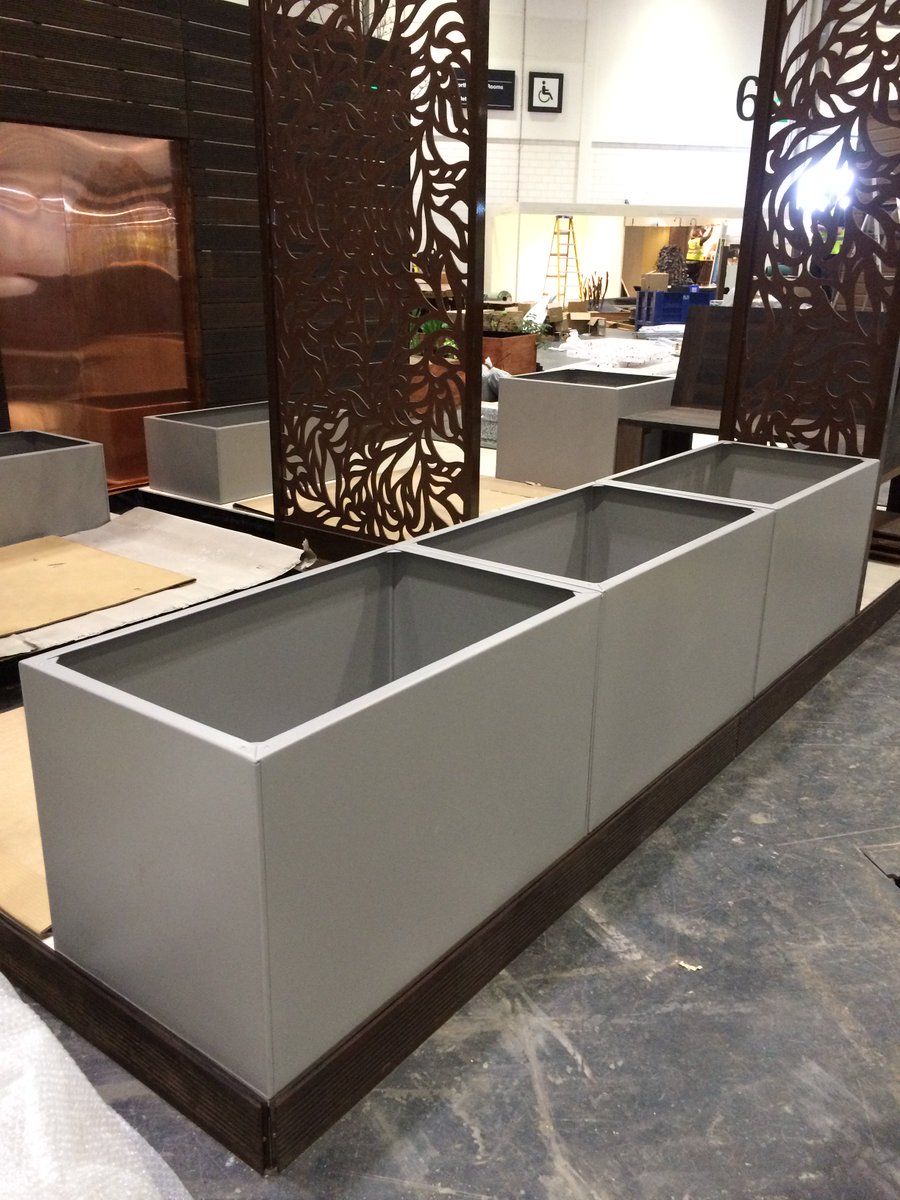 MetalPlanters tweet picture