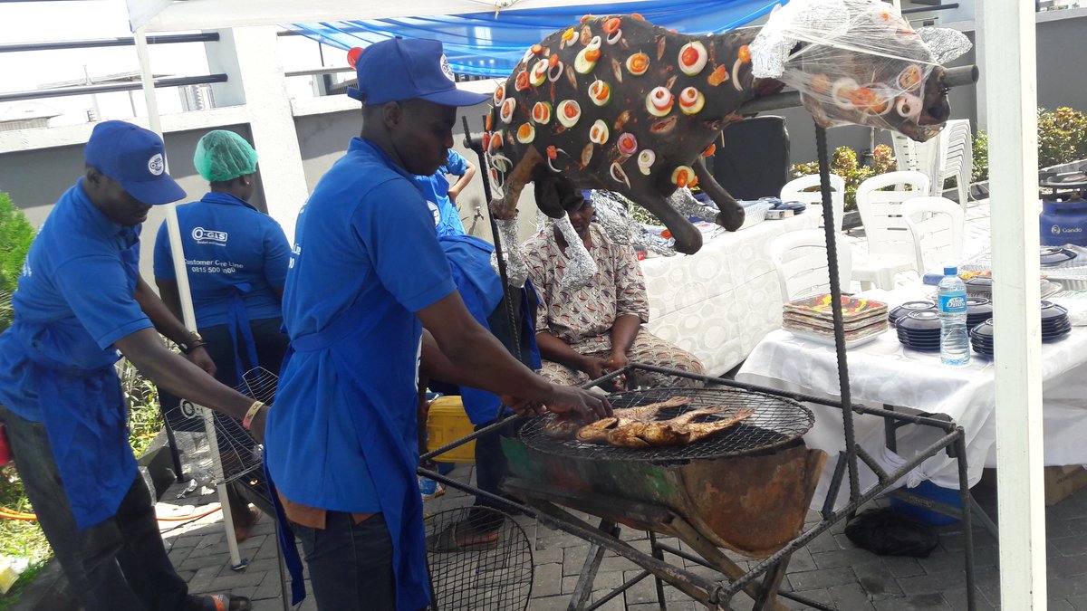 talk2yima's tweet photo. Barbecue packaging #OMPFunDay #OMPTeamD https://t.co/d4dboUG3WN
