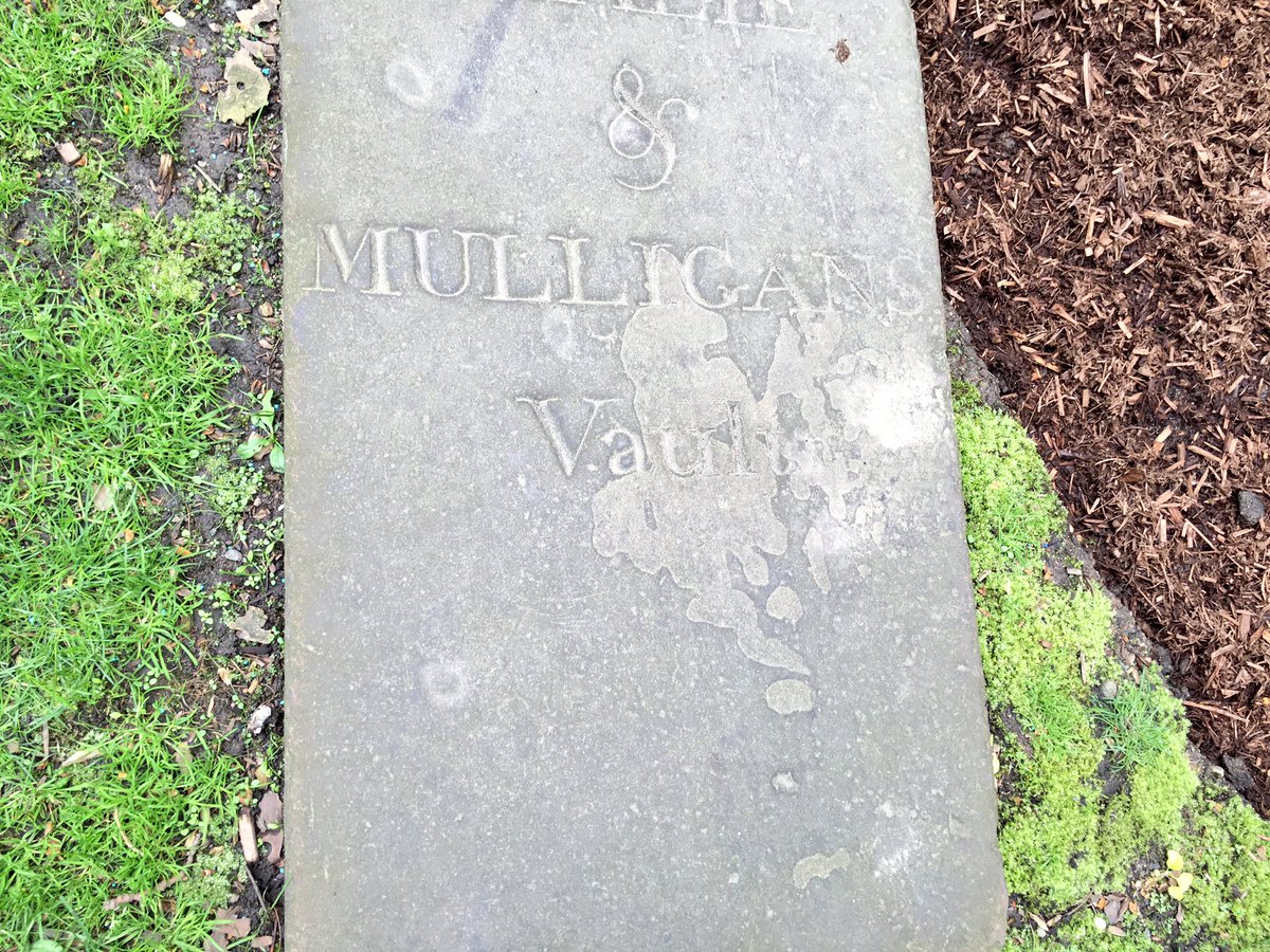 Lin_Manuel's tweet image. Spent today filming for the Hamildoc. Visited Trinity Church w Chernow, toured NYSE w @MariaBartiromo.
H. Mulligan:
