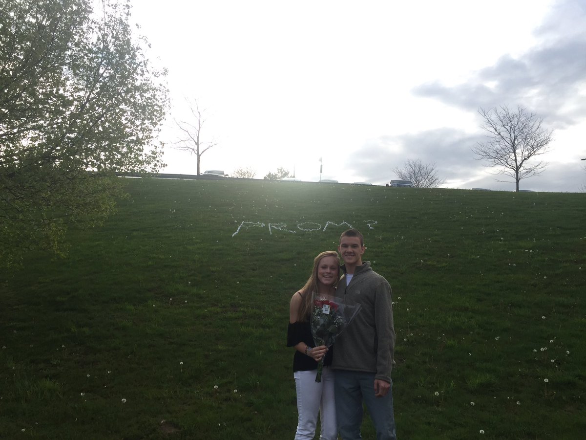 PompPromposals's tweet image. Hannah Broderick was surprised to see Ben Theriault when she pulled into the bowl today!