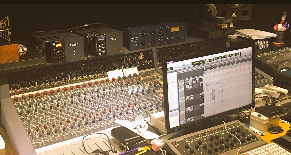 믹스끄으으으으으으으으읕
집가야겠다! -CJ-