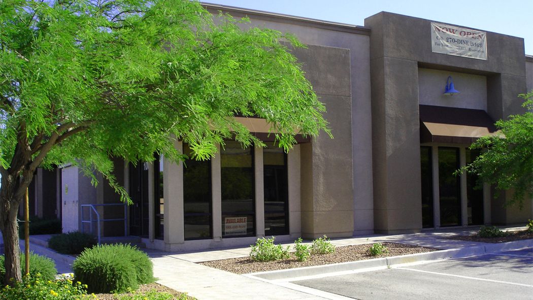 EaterVegas's tweet photo. Coming Attractions: Served to bring "redefined" flavors to Henderson. https://t.co/snd7K8jQMR https://t.co/yqFNvVNYpV