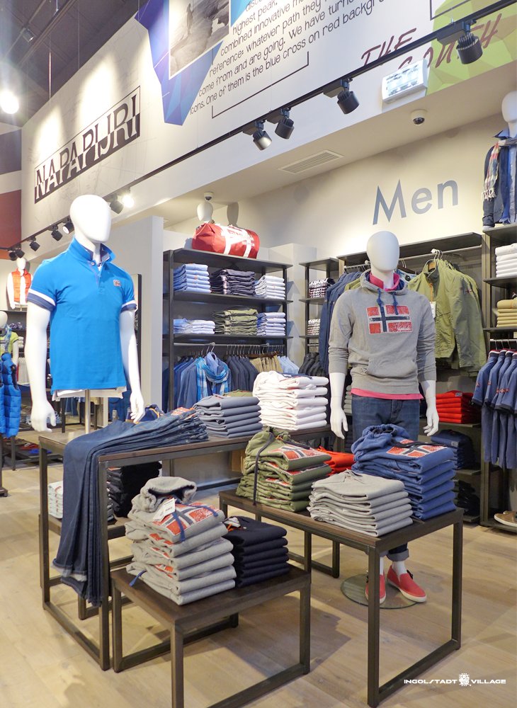 Reopening offer at Napapijri:Receive up to 50% off the outlet price on the entire collection,valid on 30 April 2016.