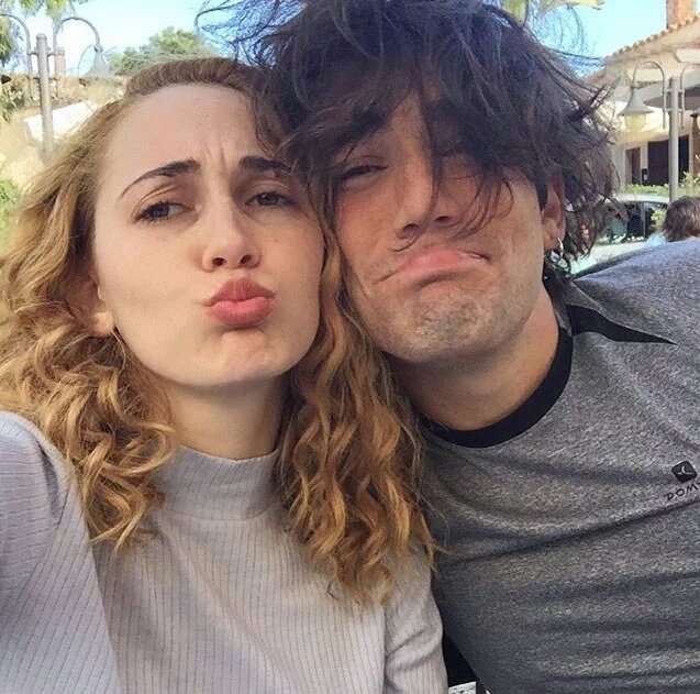 add_salzedo's tweet photo. Pucherooo ❤ @r_mechilambre https://t.co/B6M2Jqgybe