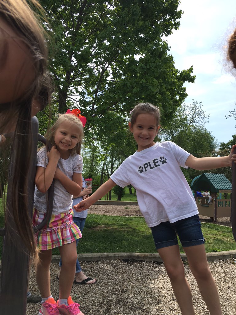 MrsBurtonK's tweet image. Field trip to see The Jungle Book &amp;amp; a picnic at the park! #GARRARDshines