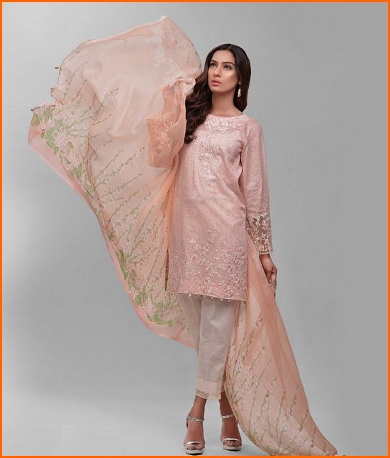KFoodsRecipe's tweet photo. AUJ Summer Lawn Collection 2016
https://t.co/jNRiMECKia
#AUJ #SummerLawn #Collection2016 #Lawn #SummerCollection https://t.co/uWSAOEmoAD