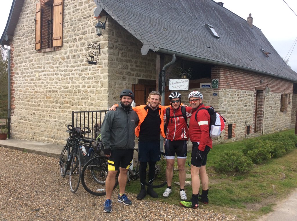 SuttonEd's tweet image. Approaching London. ETA Sunday 1st May at 11am. Now in Dieppe. Glad to be with friends