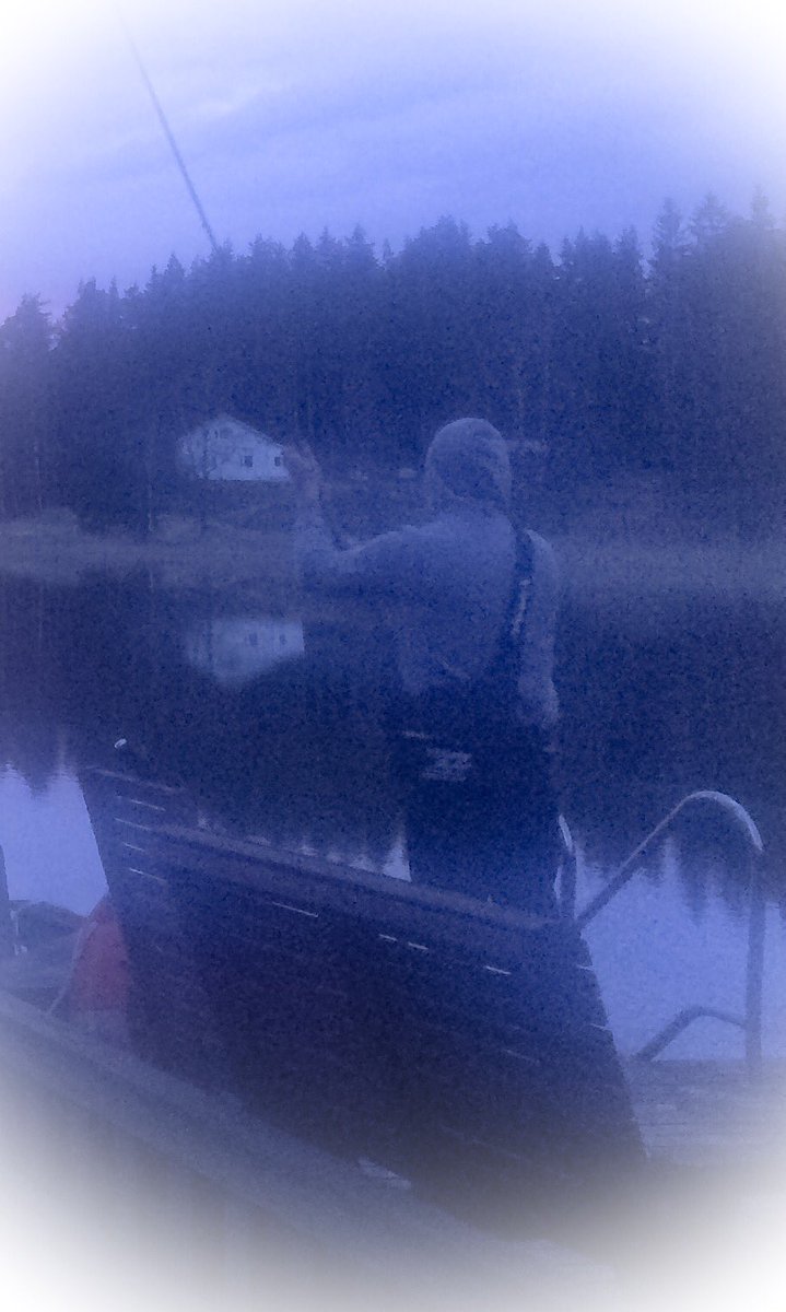 SoileLehti's tweet photo. Huikee #auringonlasku https://t.co/v24V0EH2nB