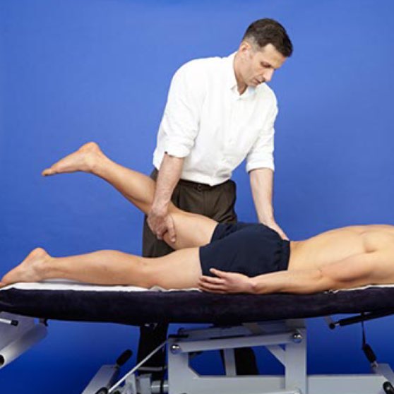 AdamMeakins's tweet image. Check me out #CelebPhysio 😁📸😋 Sample pics for the chapter I wrote in new edition of @CSM4ed #OutSoon #WatchThisSpace