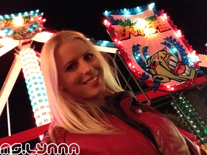 Weekend with family and friends :-) Will be back on Monday :-* https://t.co/NpcVA0e9f5<a href="/tag/liveshow"class="tags"><span>#liveshow</span></a><a href="/tag/befana"class="tags"><span>#befana</span></a>