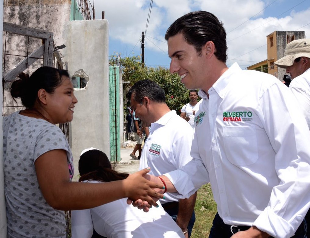 rembertoestrada's tweet photo. ¡Las niñas y los niños de #BenitoJuárez tendrán una mejor educación con más becas y útiles escolares de calidad! https://t.co/7lsmltXCw9