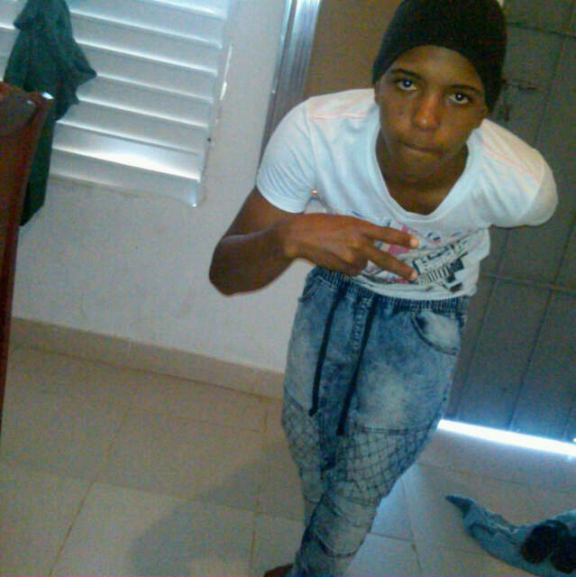 elpoderoso5120's tweet image. Tengo una mata