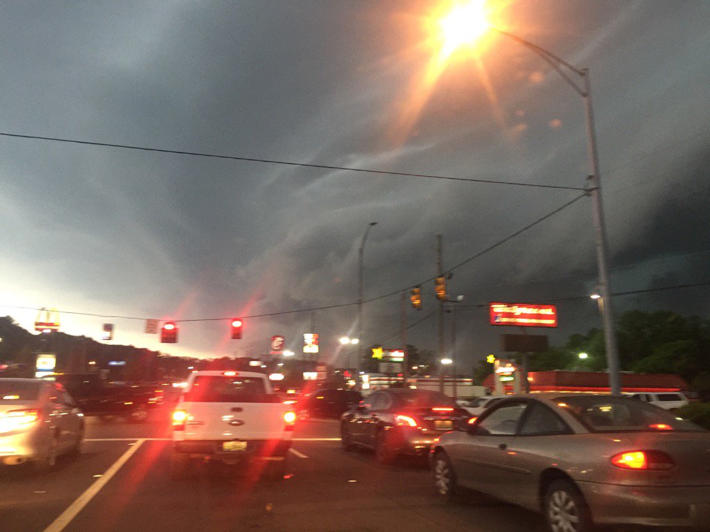 ericpars's tweet photo. The storm moving into Leeds @spann #alxw https://t.co/ktMwpeH0pm