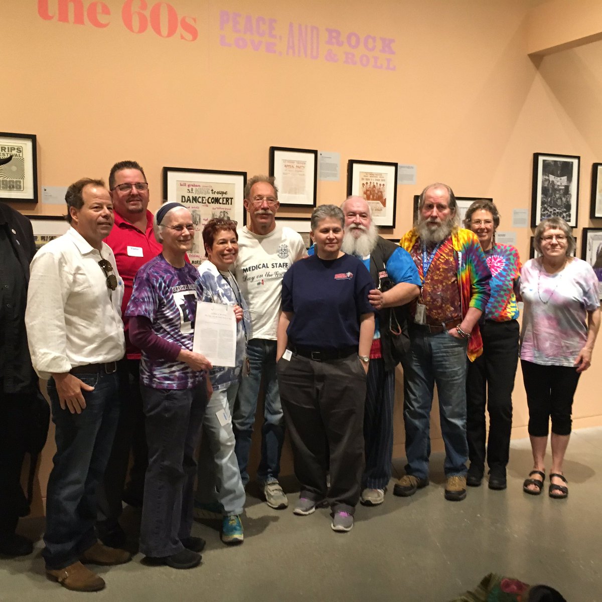 gravitygoldberg tweet media