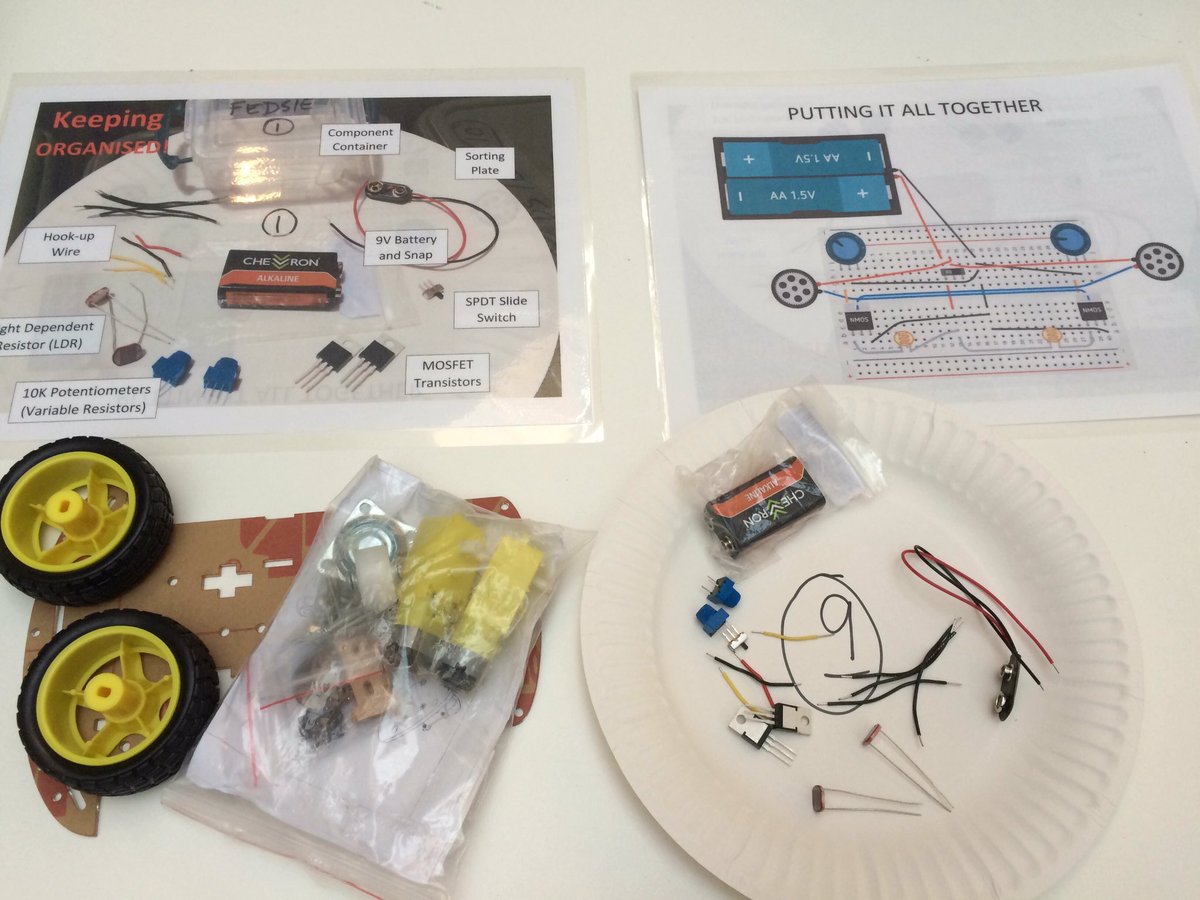 fEDsie's tweet image. @Bibliothecaire3 @RegMenz1 Getting the light-seeking bot kits ready for wshop at SLANSW conference. #teachlearn16