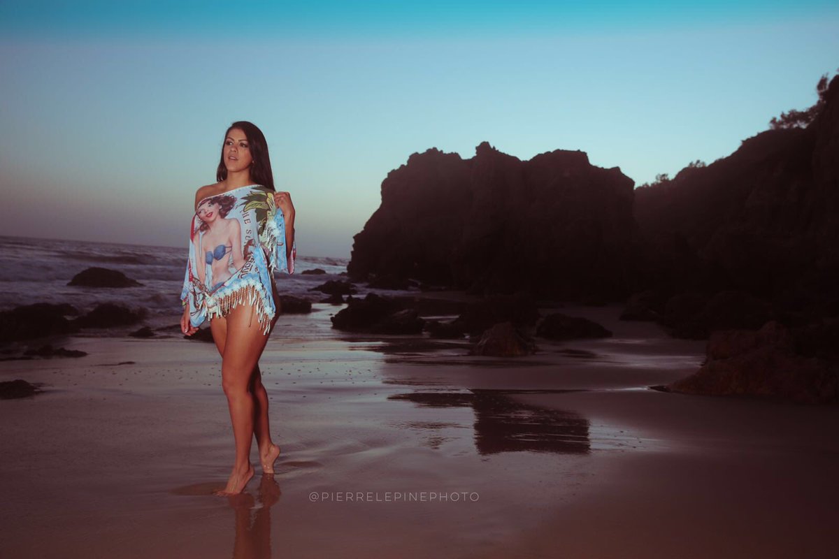 byAngelicaC's tweet photo. Ok L.A lets do this #losAngeles #unAngelenlosAngeles ph #PierreLepine #California @AngeliFan_ #Loveit ❤️ https://t.co/qQye3Pix9g