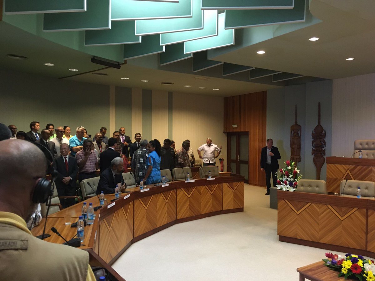 outremers360's tweet photo. Arrivée de @manuelvalls et de @Pau_Langevin au sein de l'assemblée de la Province Nord #NouvelleCaledonie https://t.co/j0kOu3QHmi