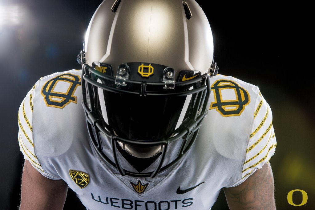 TheBestGear's tweet photo. Ducks are throwing it back for their spring game🐥 https://t.co/cP9oJhuMzF