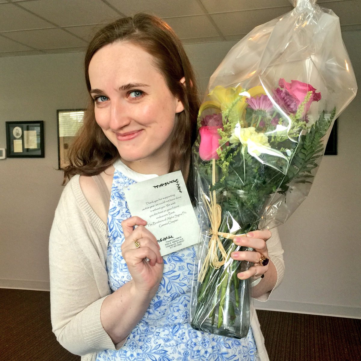 alphasigs's tweet photo. Thank you, @CjGraziano for all of your hard work and dedication! S/o to @AlphaSigUMass for the 🌺 on her last day! https://t.co/4RCo54KZAz