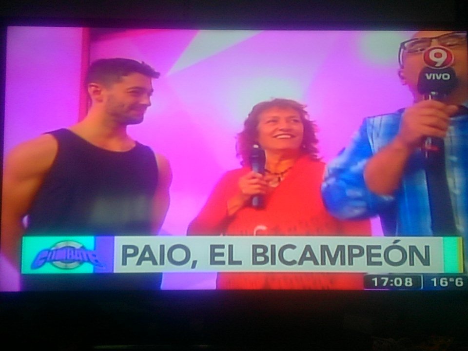 miligalvn's tweet photo. EMF Y GOKU LUCHAN X PAIO VOT 3 https://t.co/MxxumFbm6m