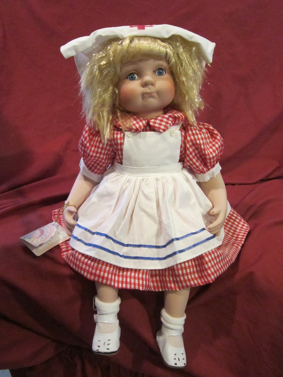 wordofamom's tweet photo. #Pretty #PorcelainDOll #Nurse #ForSale on #Ebay #Oneofakind #Doll #Collection 
https://t.co/X7qfnCTIza @eBay https://t.co/3vSpBkrrtq