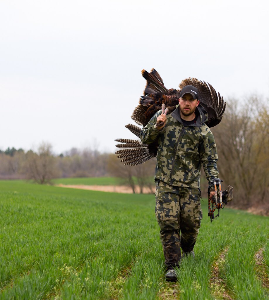 MissionArchery's tweet photo. A successful morning for Dustin Voisinet in Michigan.

#missionarchery https://t.co/IXe7QeO77G