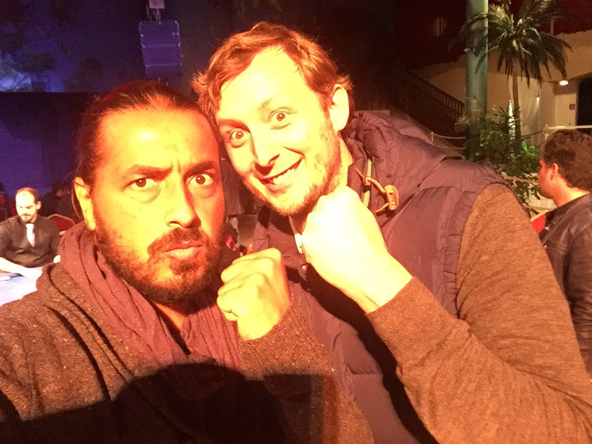 moundirofficiel's tweet photo. Rencontre avec the @ALeveaux sur une magnifique rencontre entre candidats de Real tv #ilesttop #moiaussijenage https://t.co/ucpg7EA7gD