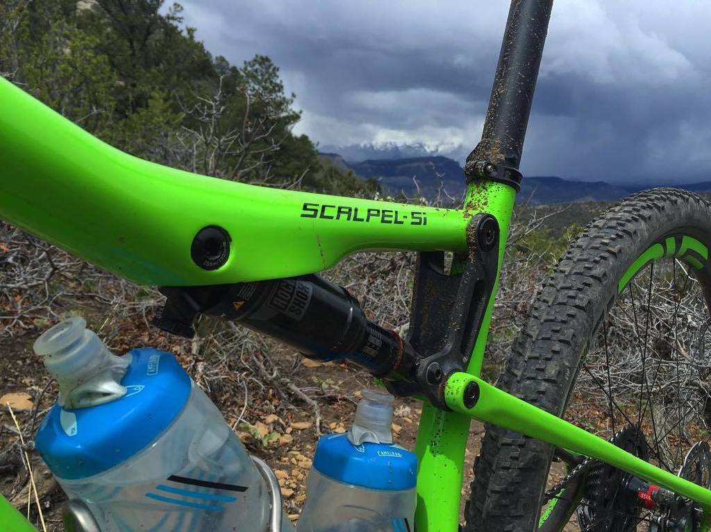 Keegels99's tweet photo. Hail may hurt the face a little but once it melts the dirt gets pretty rad. #scalpelsi #xx… https://t.co/xBfaX2bDt4 https://t.co/mk50qv76Cv