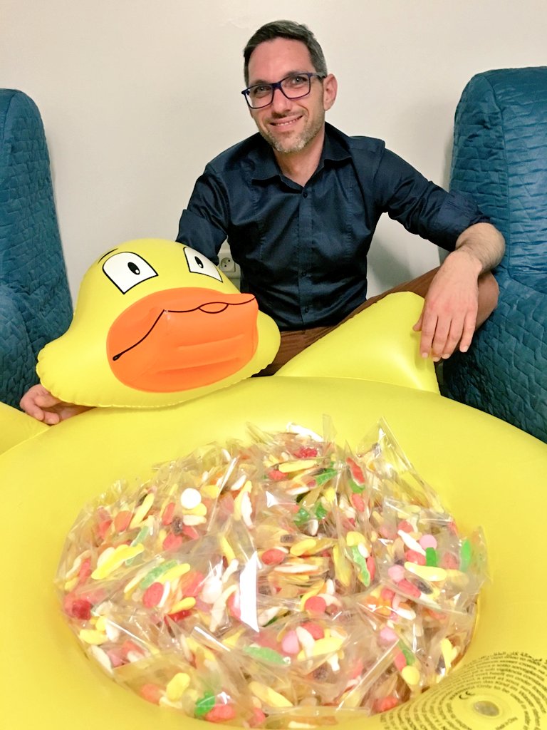 EP_LRSY's tweet photo. La préparation de la Pêche à la Ville avance bien 🐣 https://t.co/FjAywcx3dR
