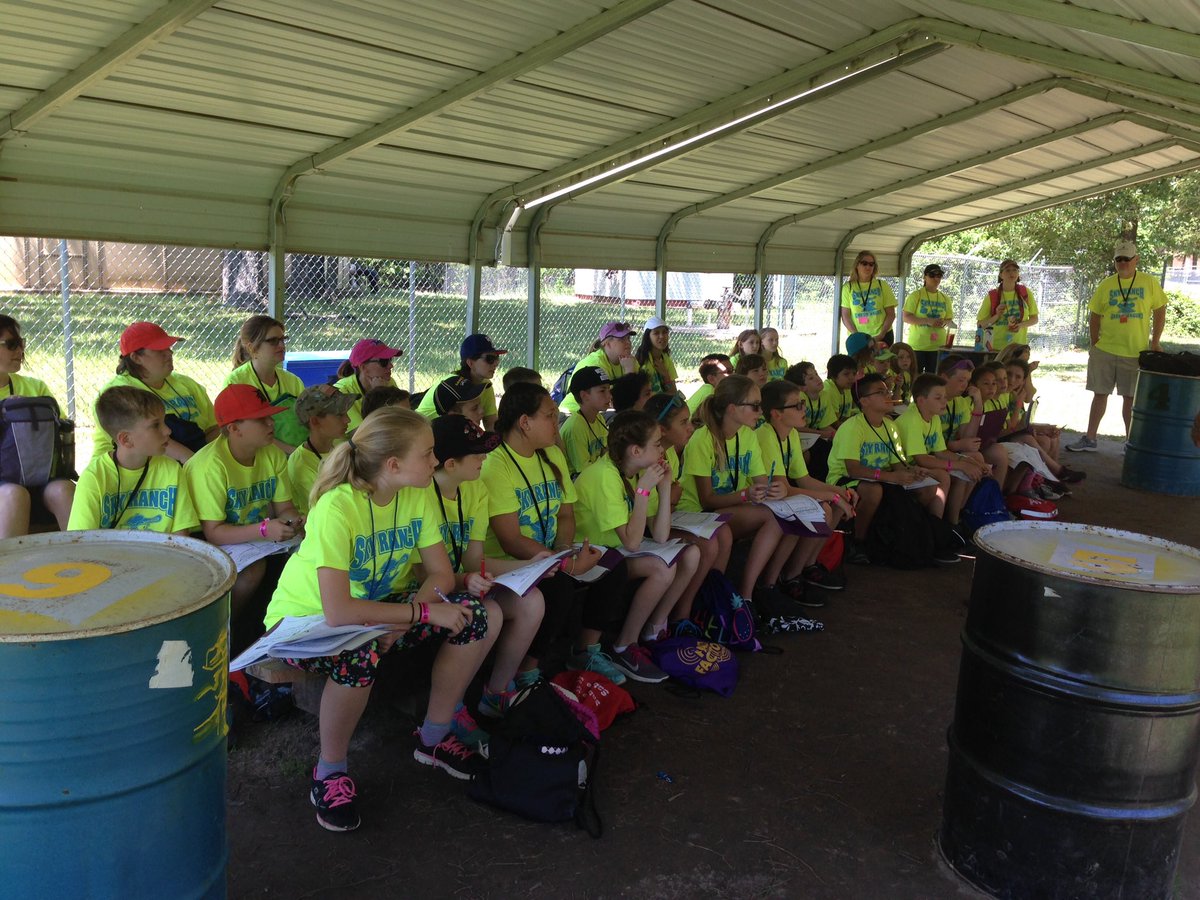 BethMann4's tweet photo. Outdoor learning @g_skyranch https://t.co/R3tMz6Ehsi
