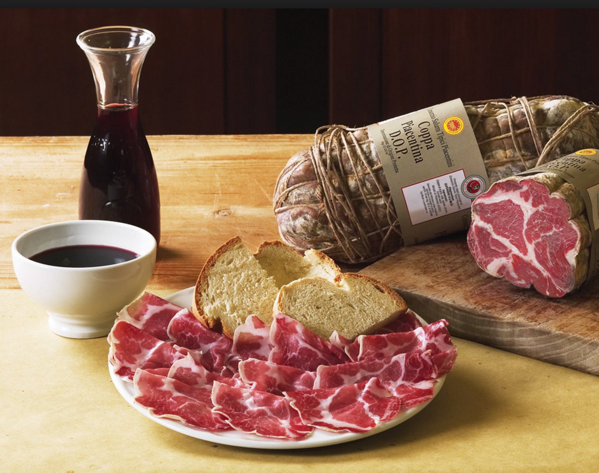 luigicarnevali's tweet photo. ⌚17:00 ~ BUONA MERENDA 유 con  un #salume #TipicoItaliano
COPPA PIACENTINA DOP
⇆ https://t.co/aNBivNwAqG https://t.co/FR0tKeUGfN