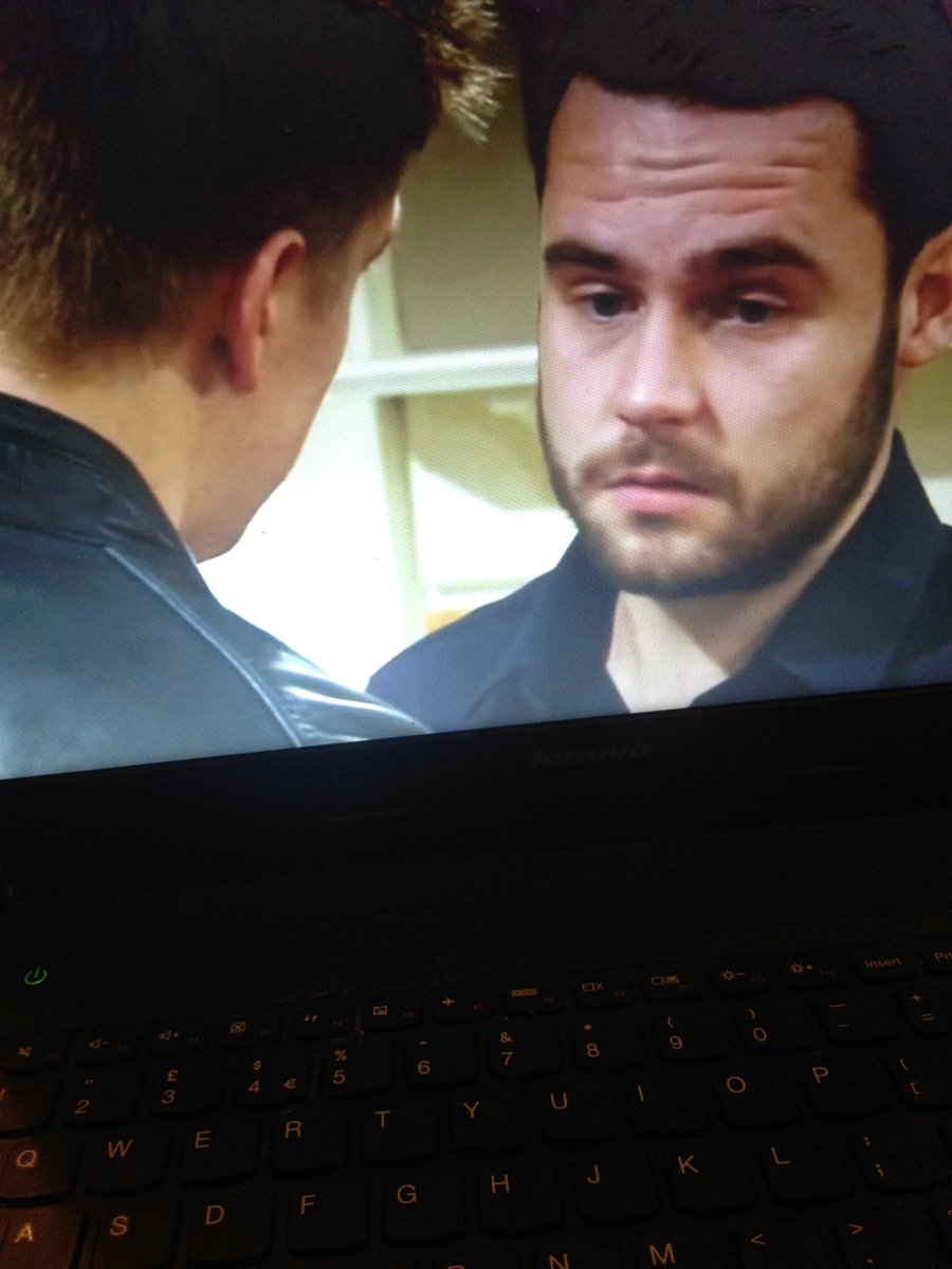 dreamydingle's tweet photo. Fuelling my addiction #robron #emmerdale https://t.co/amXu8aNAUA