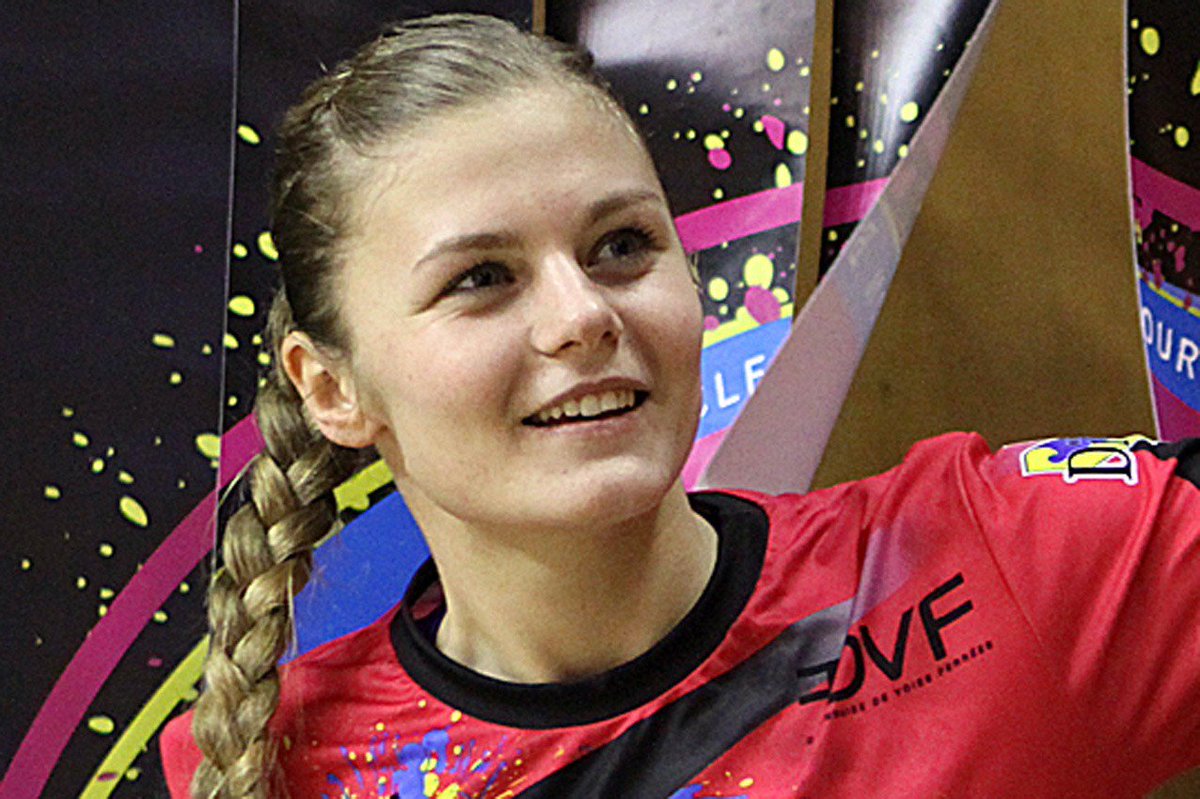 LaRepDpyrenees's tweet photo. #Handball 
@morettobarbaraa termine sur un 5/8 face au Toulon de @LeleSerda (7 arrêts) 
► https://t.co/pP2Bj4qUj3 https://t.co/fvbI4hkfIa