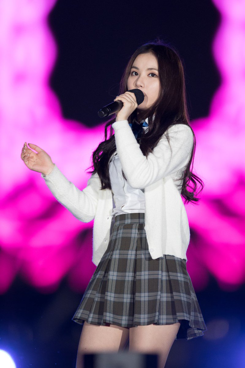 GFRDindonesia's tweet photo. [HQ] 160429 GFRIEND #EUNHA at Gyeongnamdo Residents Sports Festival cr. mochi_holic *2 https://t.co/27shZGAQBK