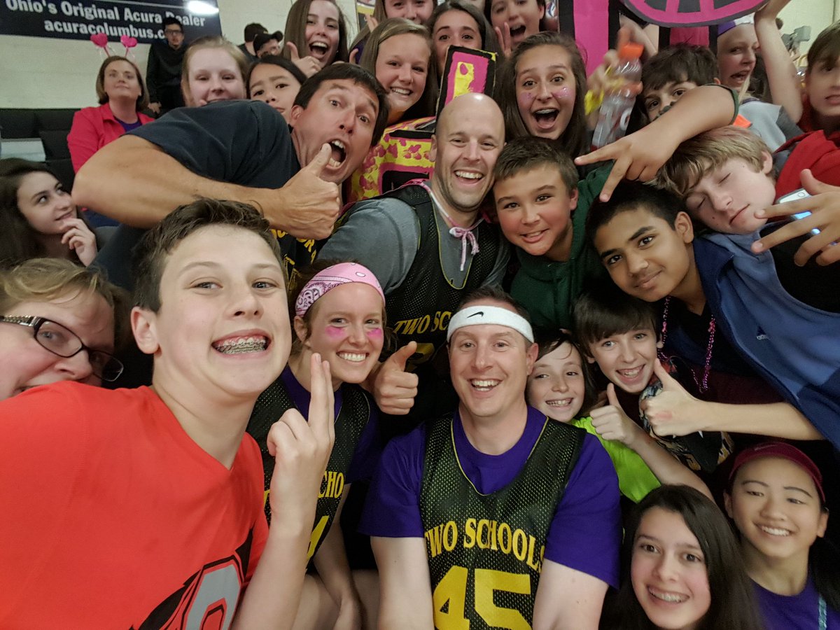 robbgonda's tweet photo. Hoops for a Cure 2016. #ServeLeadSucceed #SelfieStick https://t.co/ITZsSv3NMa