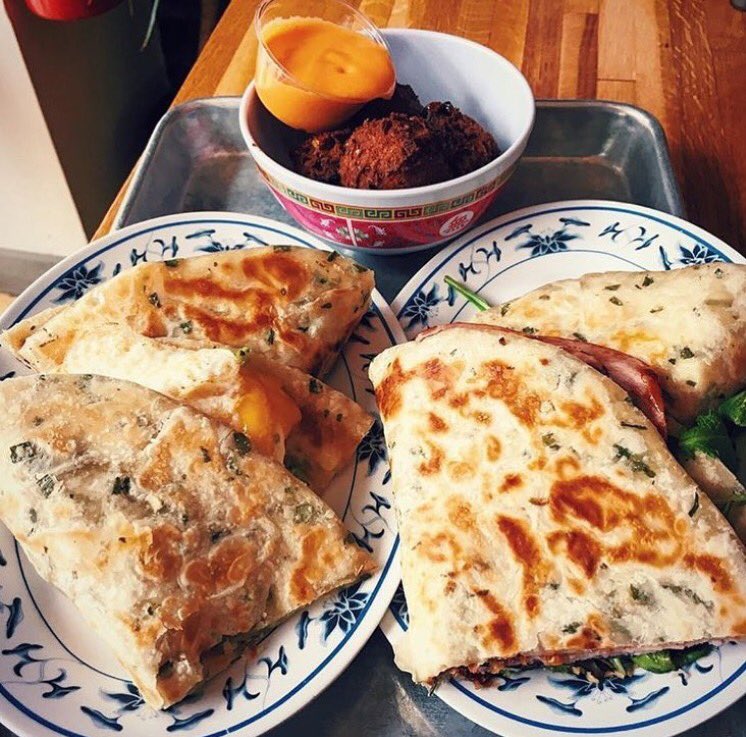 spoon_fenway's tweet photo. 5 of the Best Underrated Eats You'll Find in Fenway ---> https://t.co/tITOPWDfqM https://t.co/PqvB4yLUFd