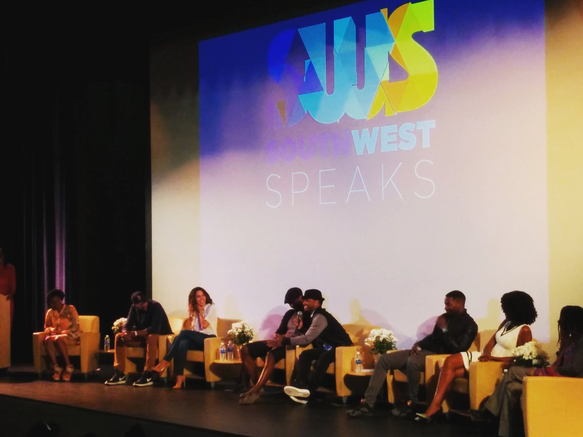 elissajgranger's tweet photo. Southwest Speaks event at Los Angeles Southwest College. Moderated by Larenz Tate. #TVFilm #PanelSeries https://t.co/fjRGDaI0IY